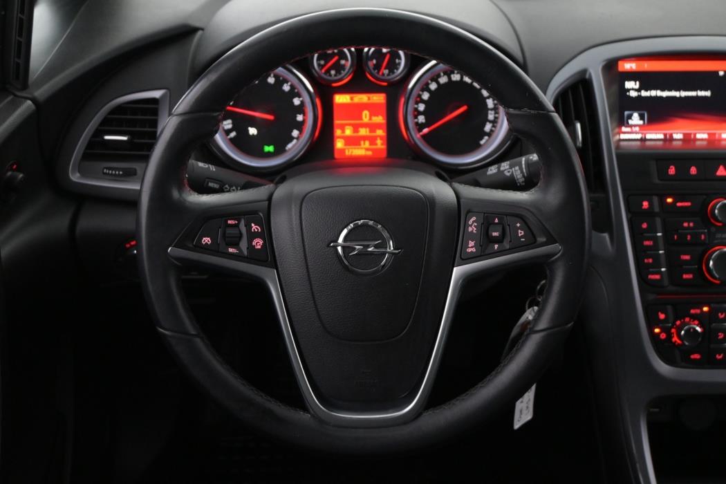 OPEL Astra 2015
