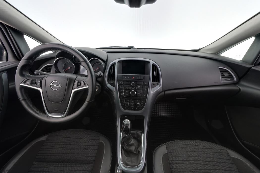 OPEL Astra 2015