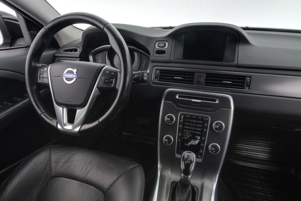 VOLVO XC70 2016