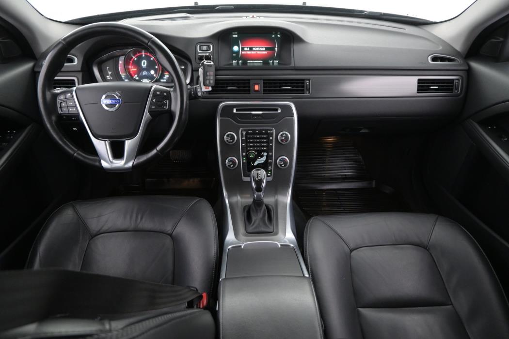 VOLVO XC70 2016