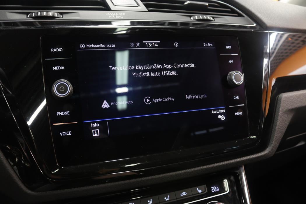 VOLKSWAGEN Touran 2021