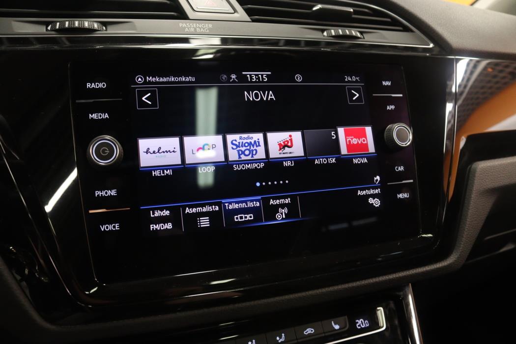 VOLKSWAGEN Touran 2021