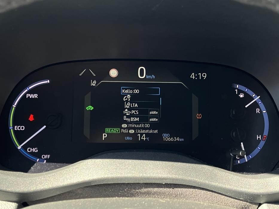 TOYOTA Yaris Cross 2022