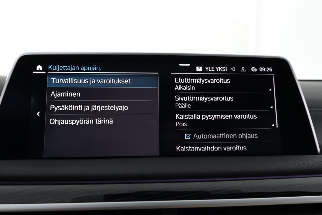 BMW 745 2021