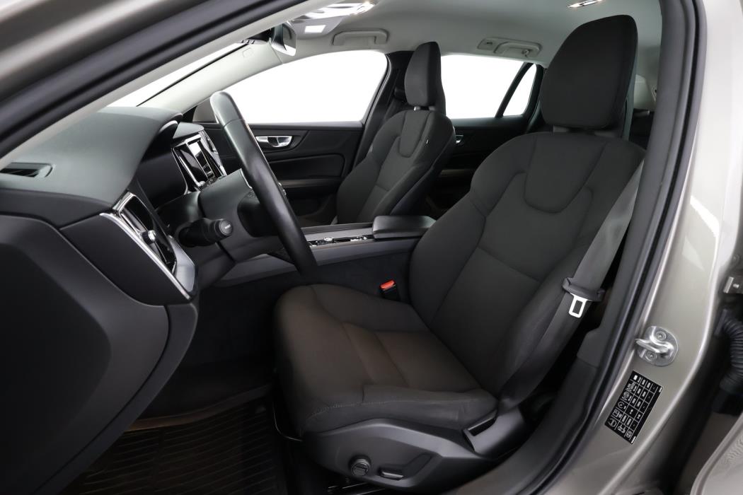 VOLVO V60 Cross Country 2022