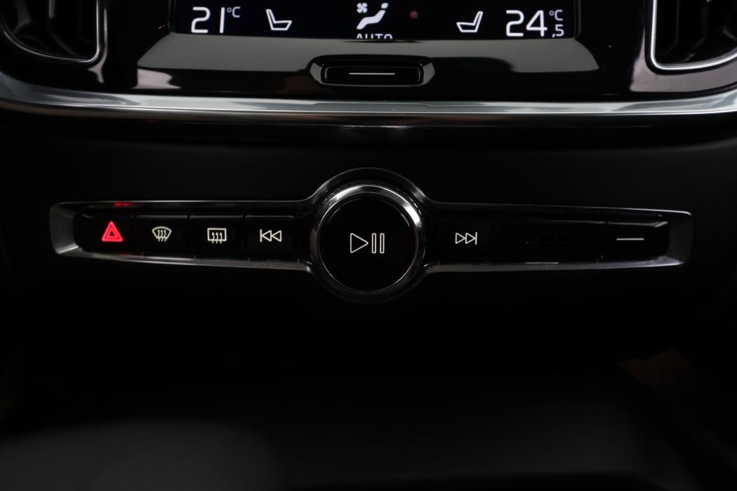 VOLVO V60 Cross Country 2022