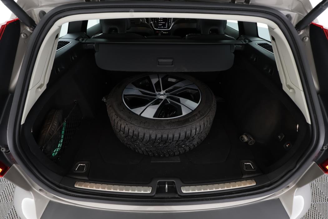 VOLVO V60 Cross Country 2022
