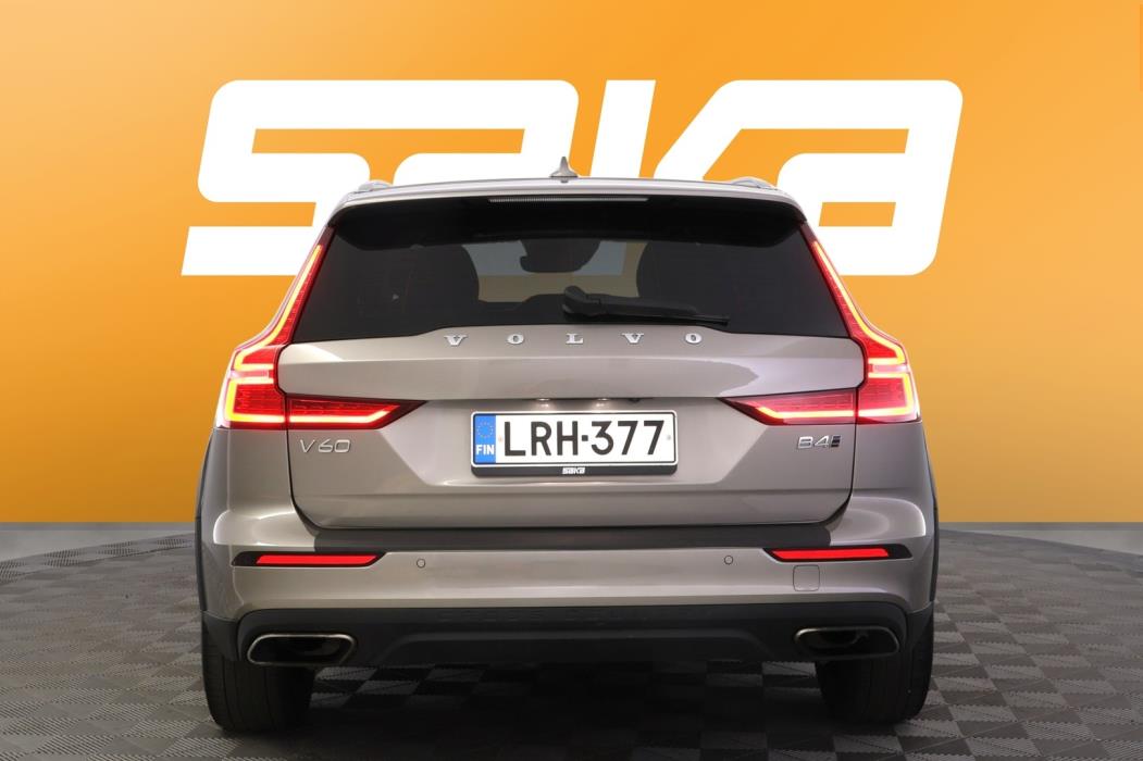 VOLVO V60 Cross Country 2022