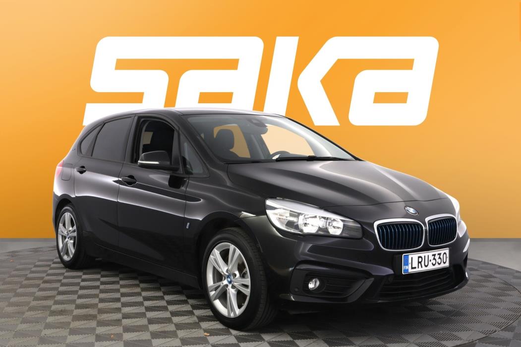 BMW 225 2017