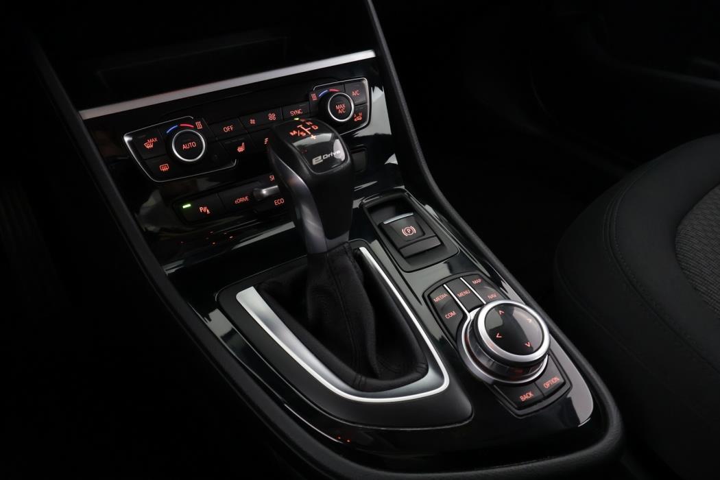 BMW 225 2017
