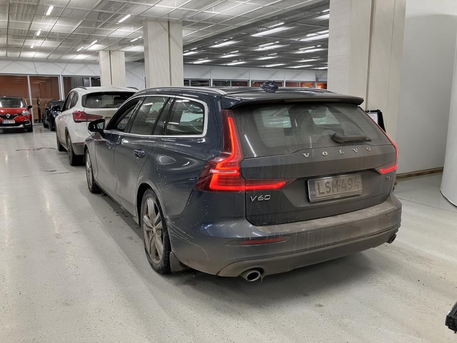 VOLVO V60 2020