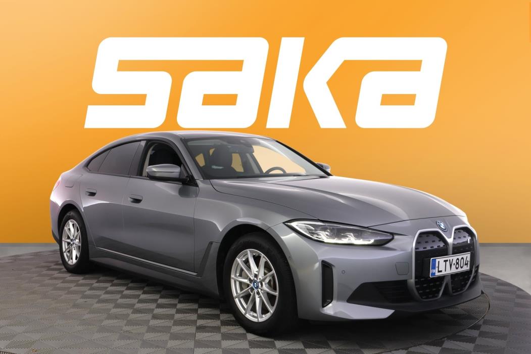 BMW i4 2023