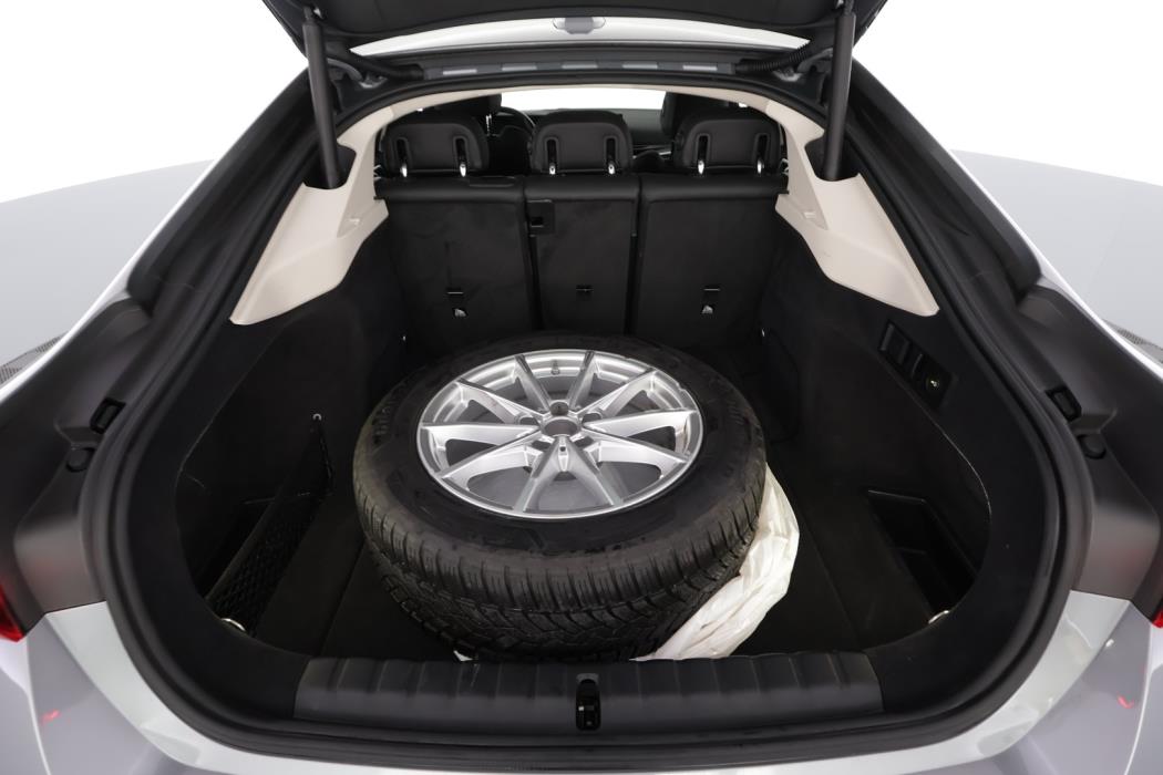 BMW i4 2023