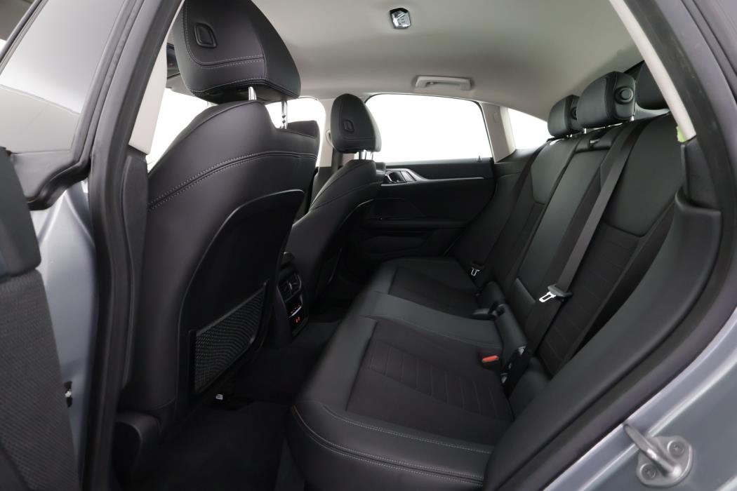 BMW i4 2023
