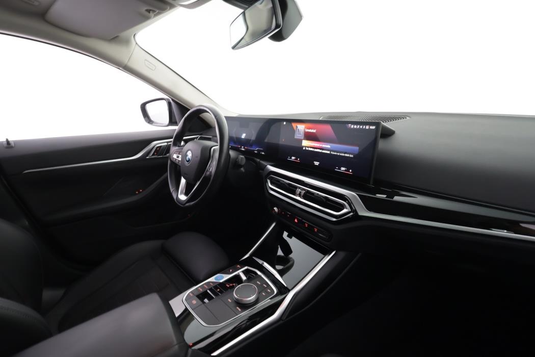 BMW i4 2023