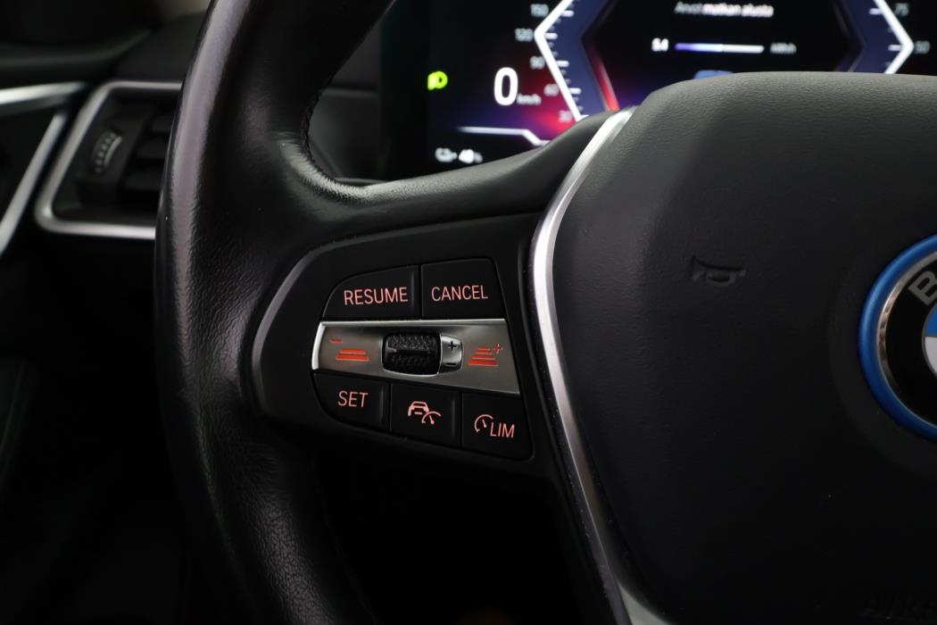 BMW i4 2023