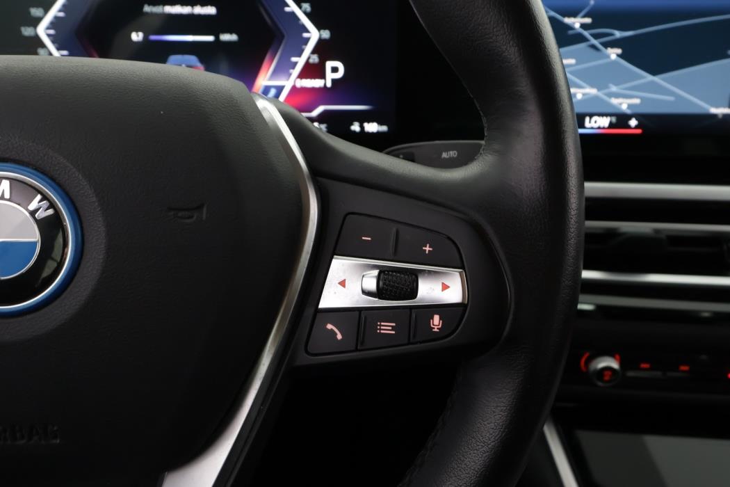 BMW i4 2023