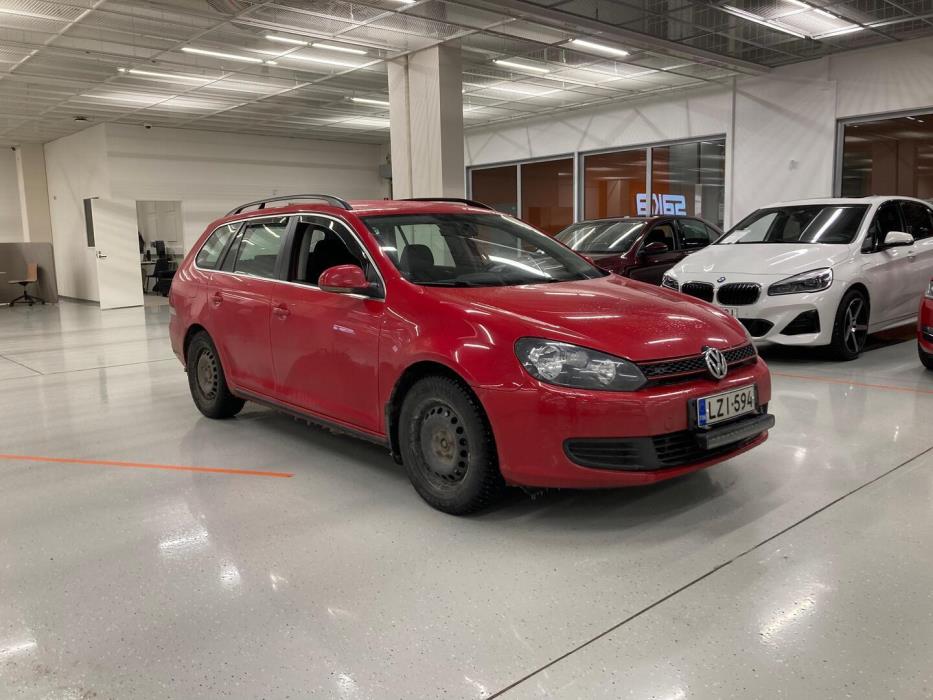 VOLKSWAGEN Golf 2011
