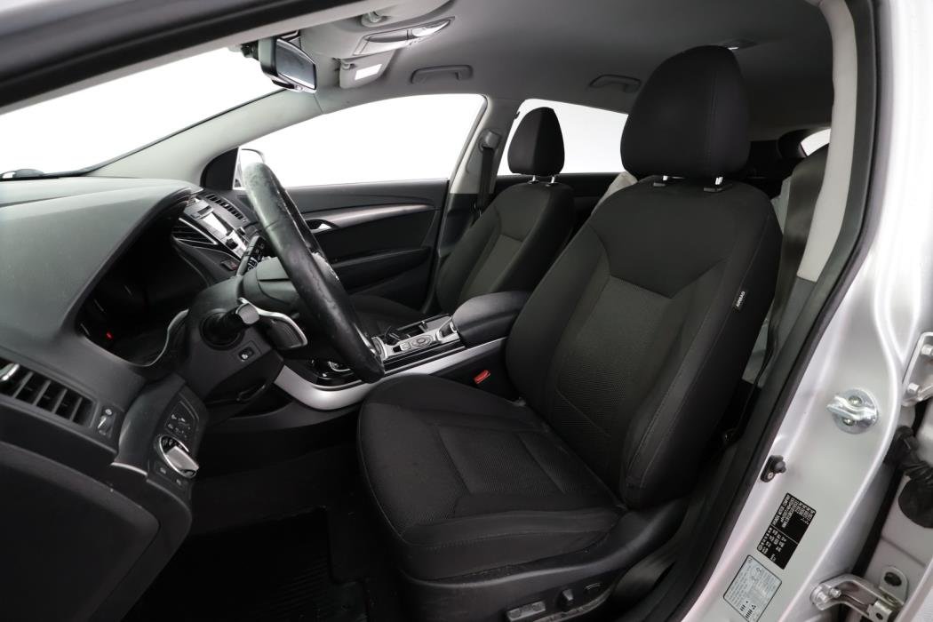 HYUNDAI i40 2012