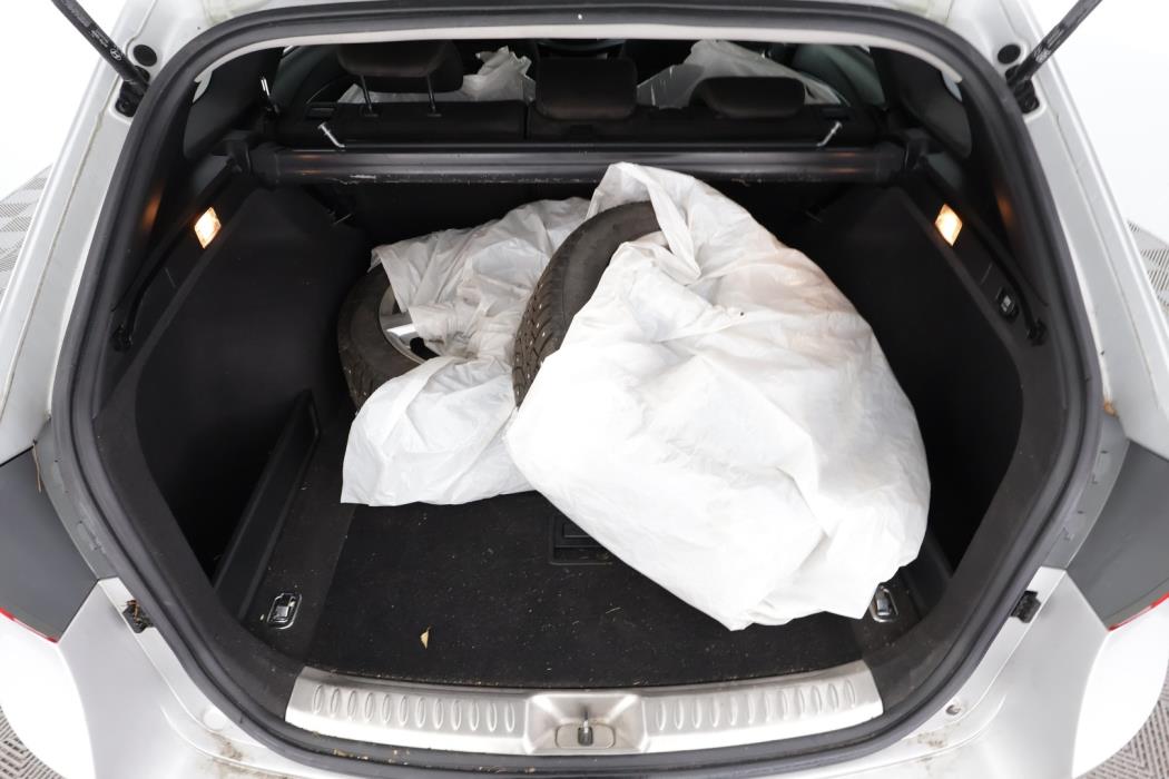 HYUNDAI i40 2012