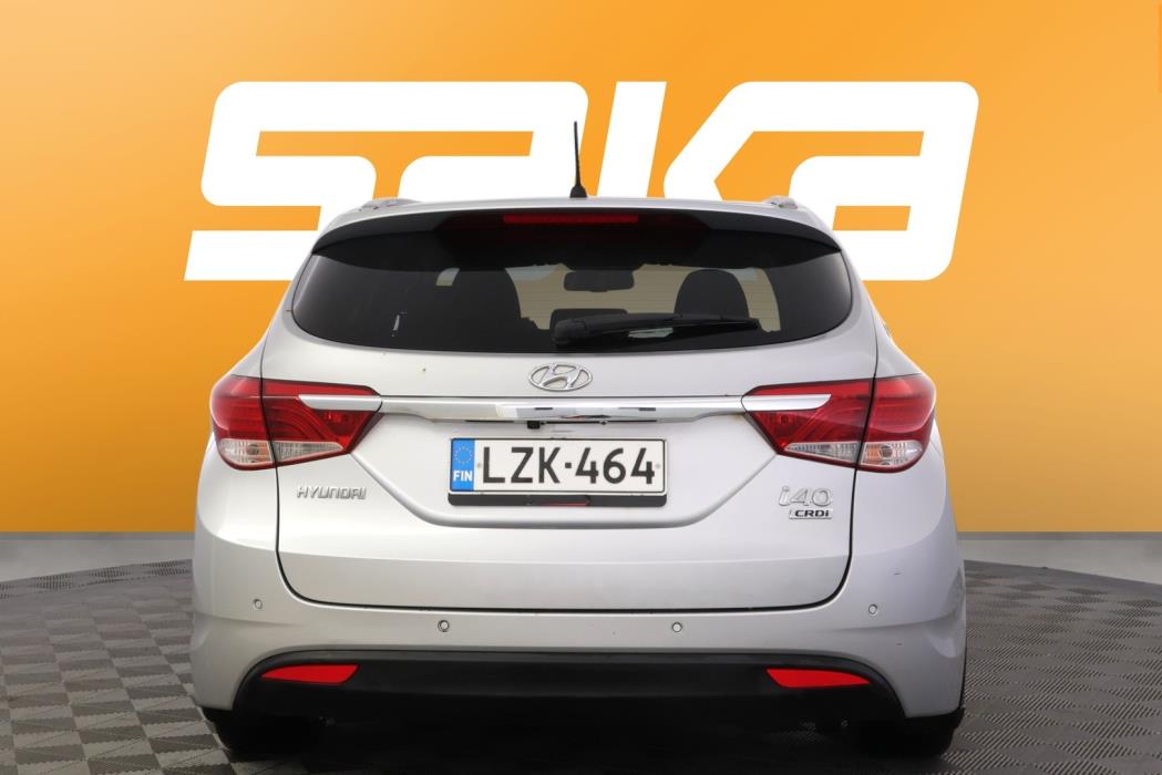 HYUNDAI i40 2012