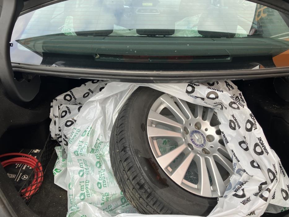 MERCEDES-BENZ C 2012