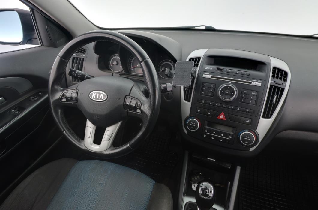 KIA cee'd 2012