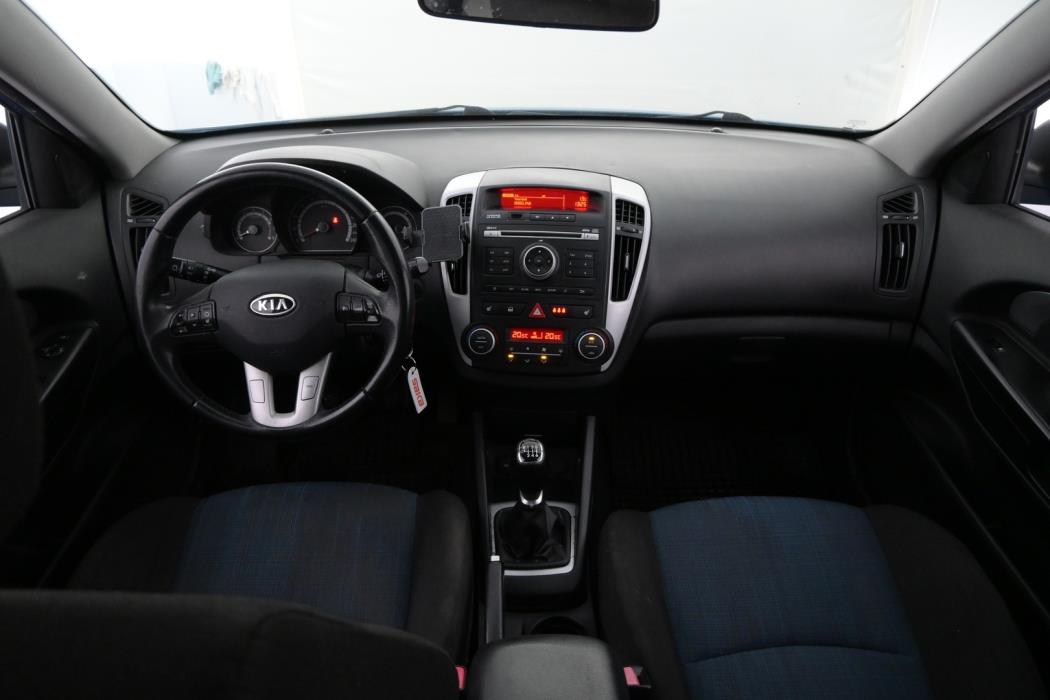 KIA cee'd 2012