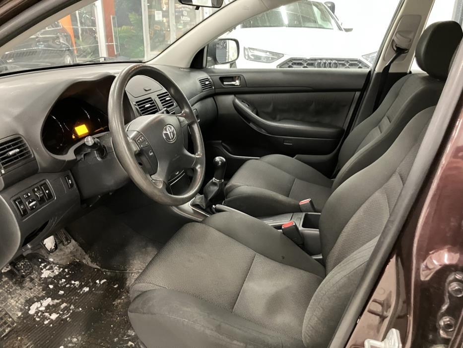 TOYOTA Avensis 2007