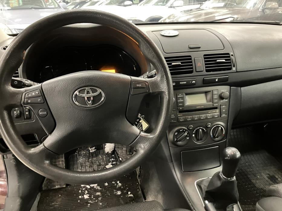 TOYOTA Avensis 2007
