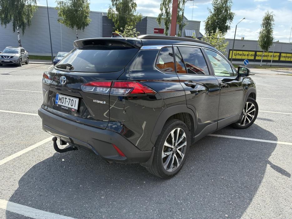 TOYOTA Corolla Cross 2023