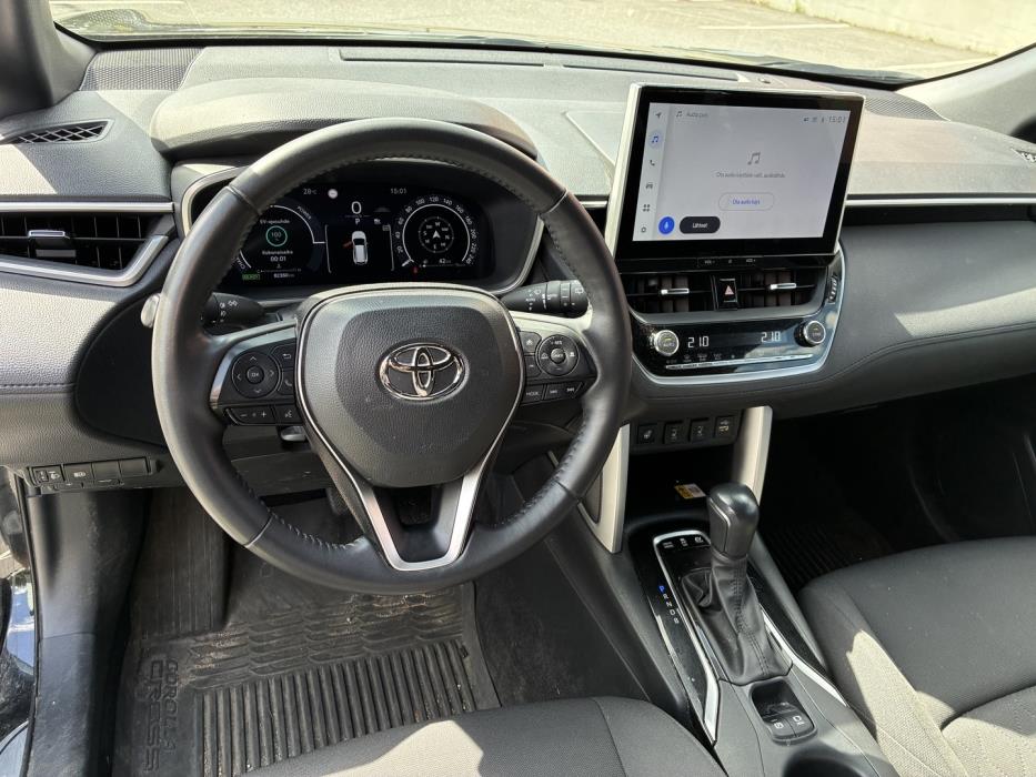 TOYOTA Corolla Cross 2023