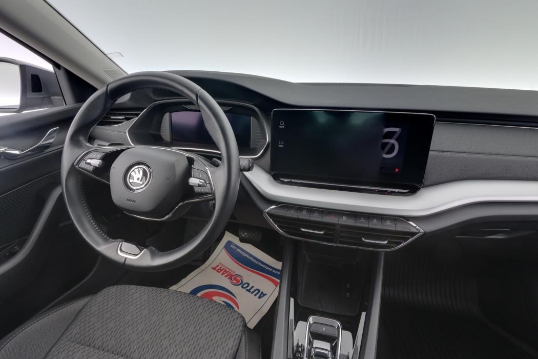 SKODA Octavia 2024