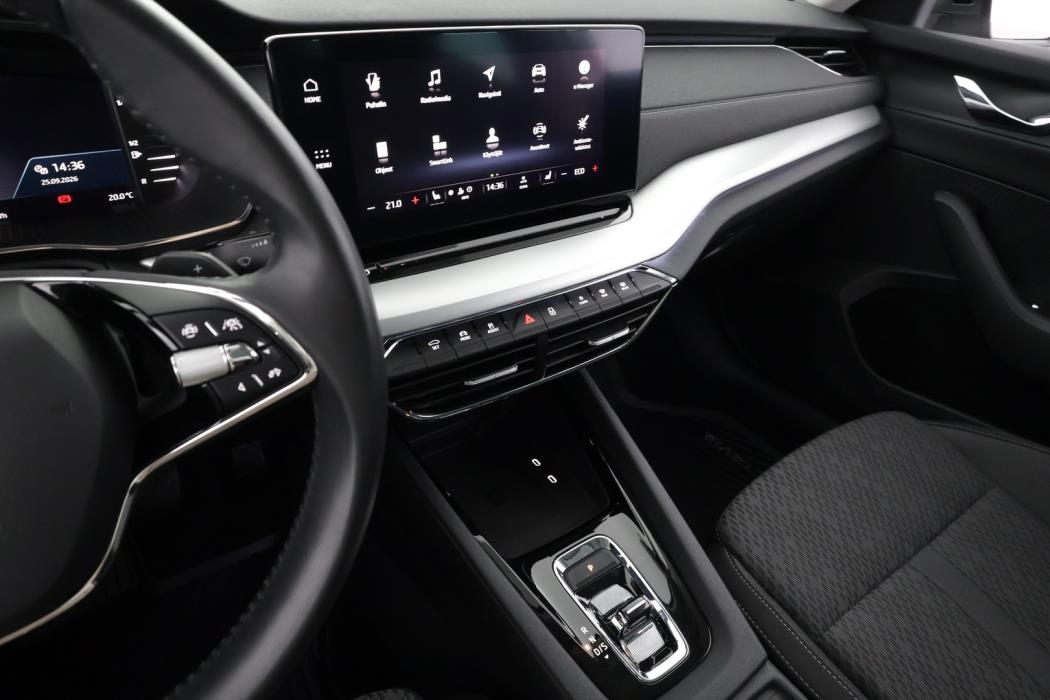 SKODA Octavia 2024