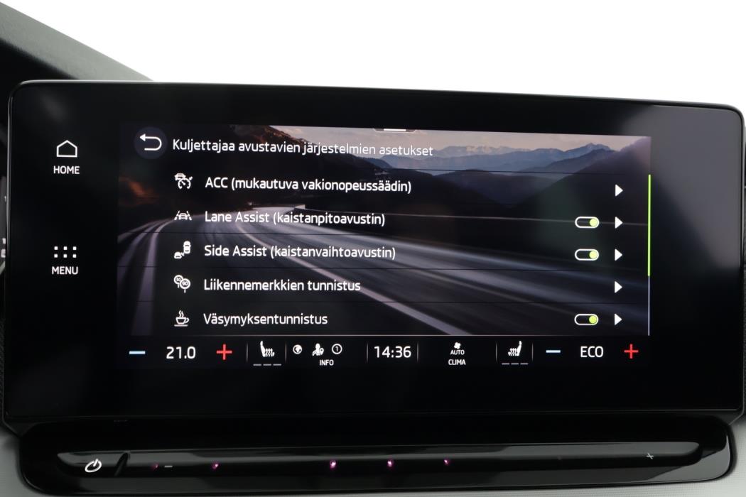 SKODA Octavia 2024