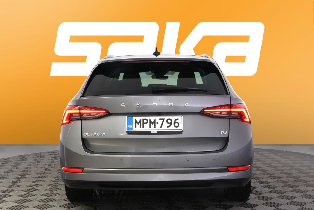 SKODA Octavia 2024