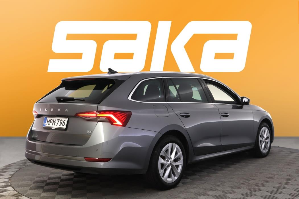 SKODA Octavia 2024