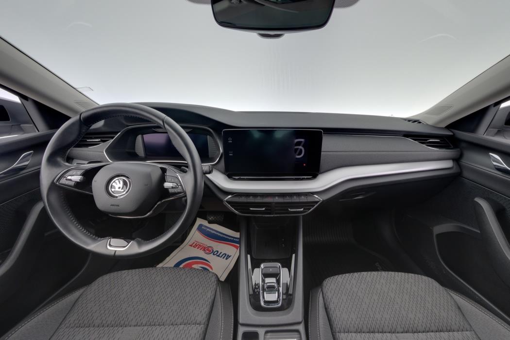 SKODA Octavia 2024