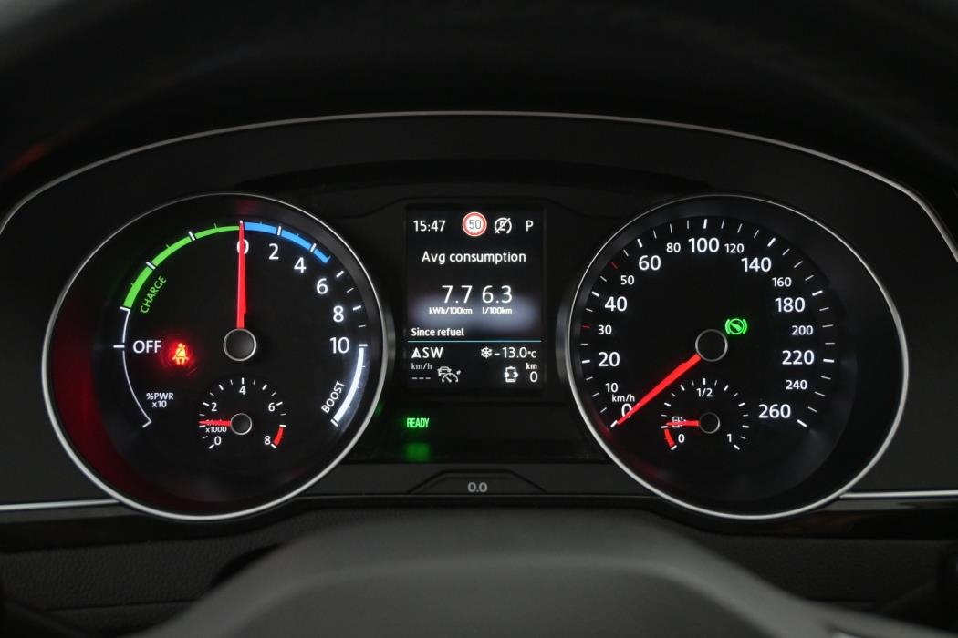 VOLKSWAGEN Passat 2020