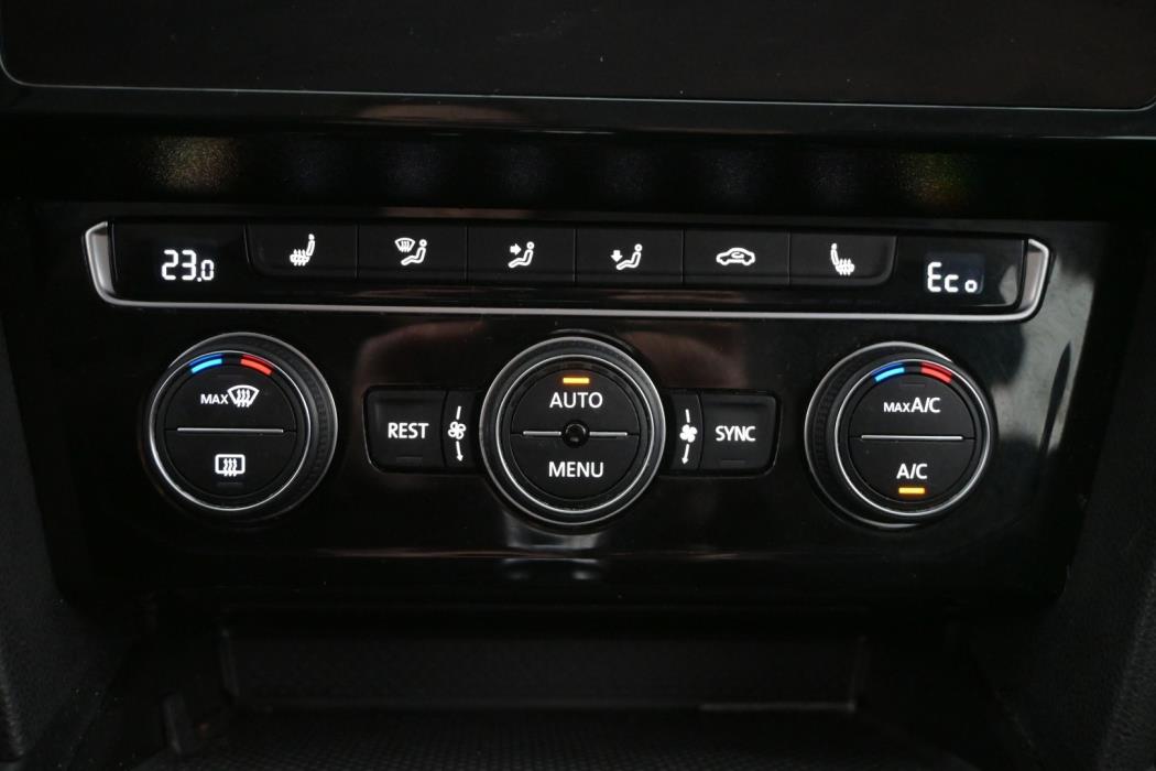 VOLKSWAGEN Passat 2020