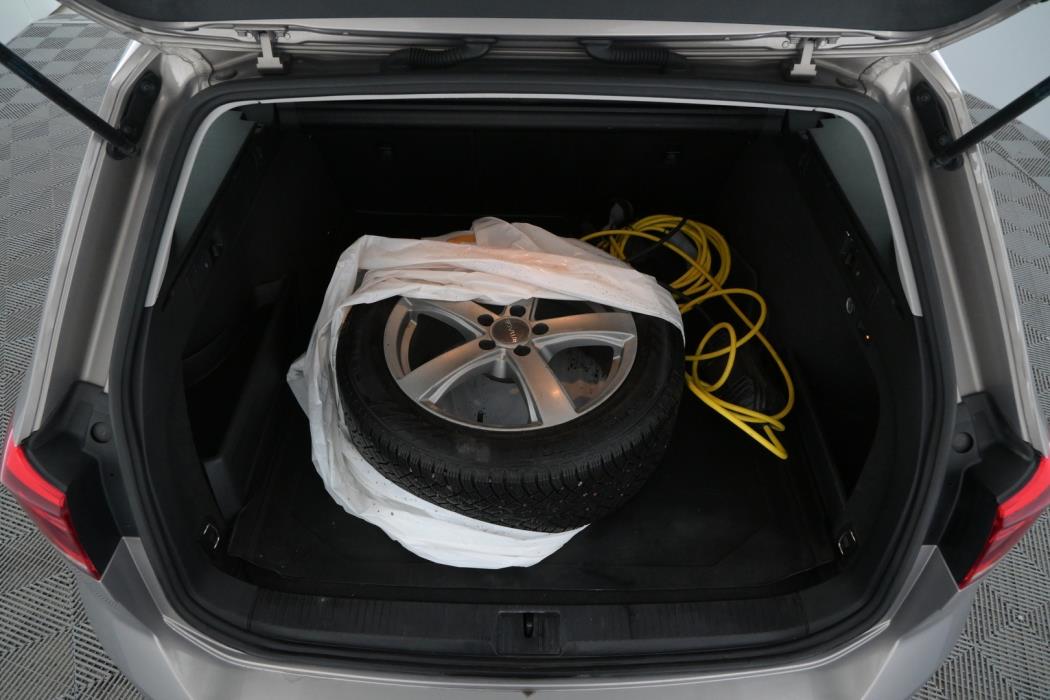 VOLKSWAGEN Passat 2020