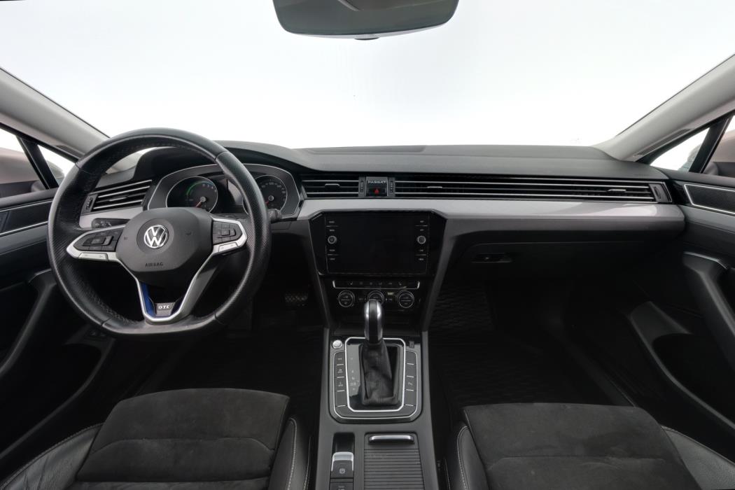 VOLKSWAGEN Passat 2020