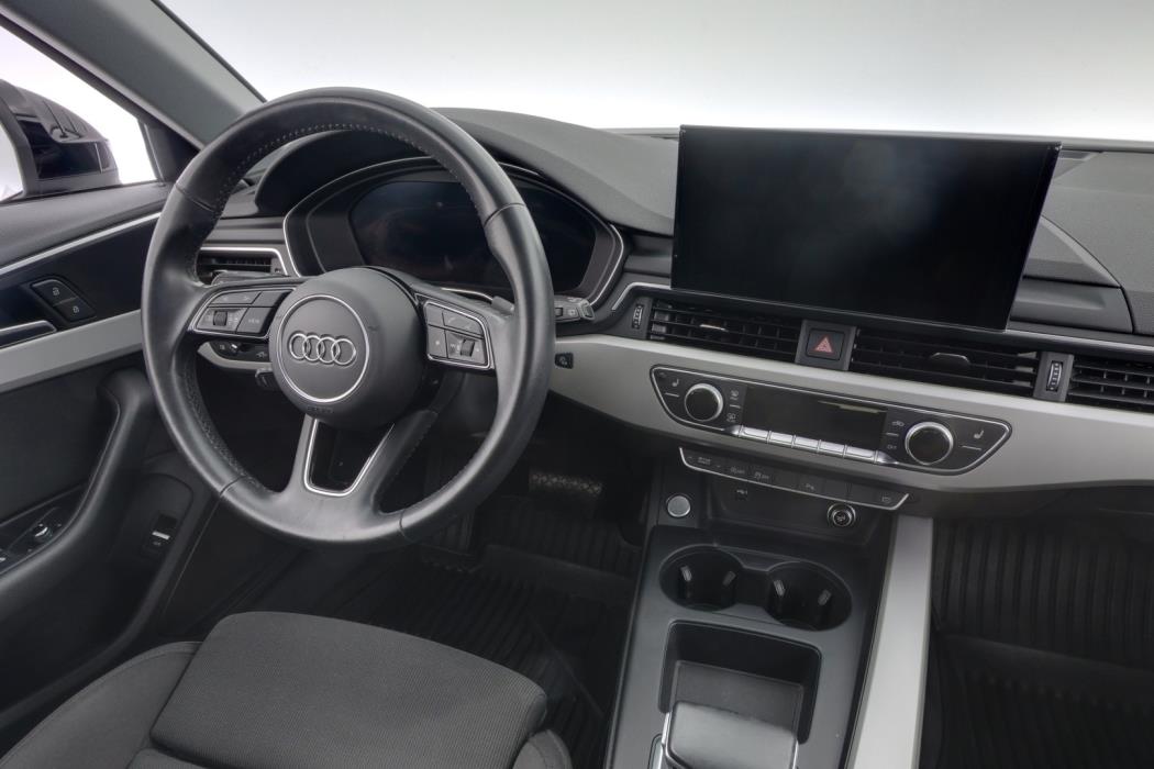 AUDI A4 2020