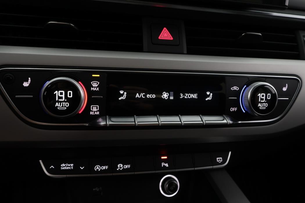 AUDI A4 2020