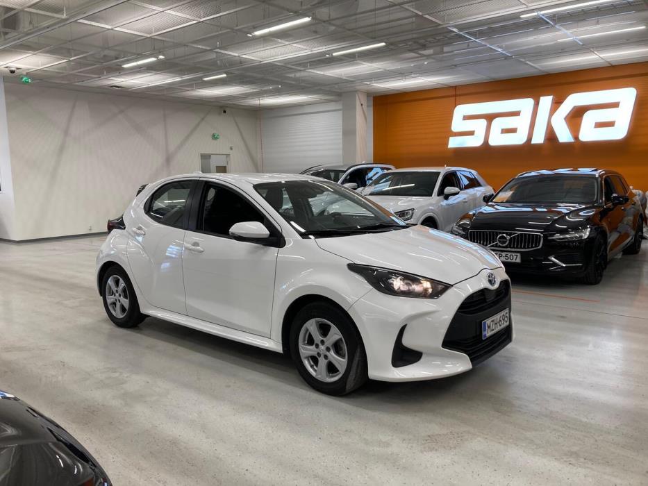 TOYOTA Yaris 2021
