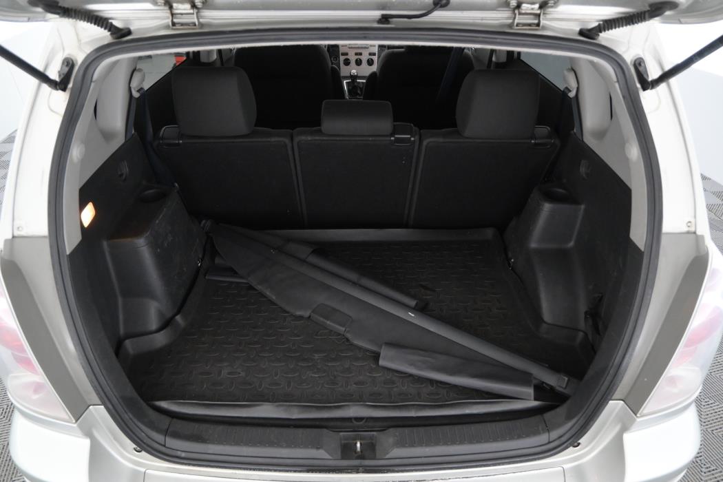 TOYOTA Corolla Verso 2006