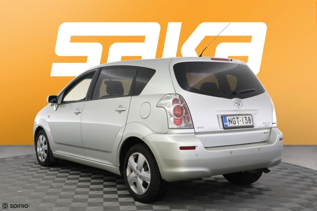 TOYOTA Corolla Verso 2006