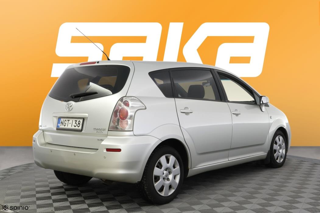 TOYOTA Corolla Verso 2006