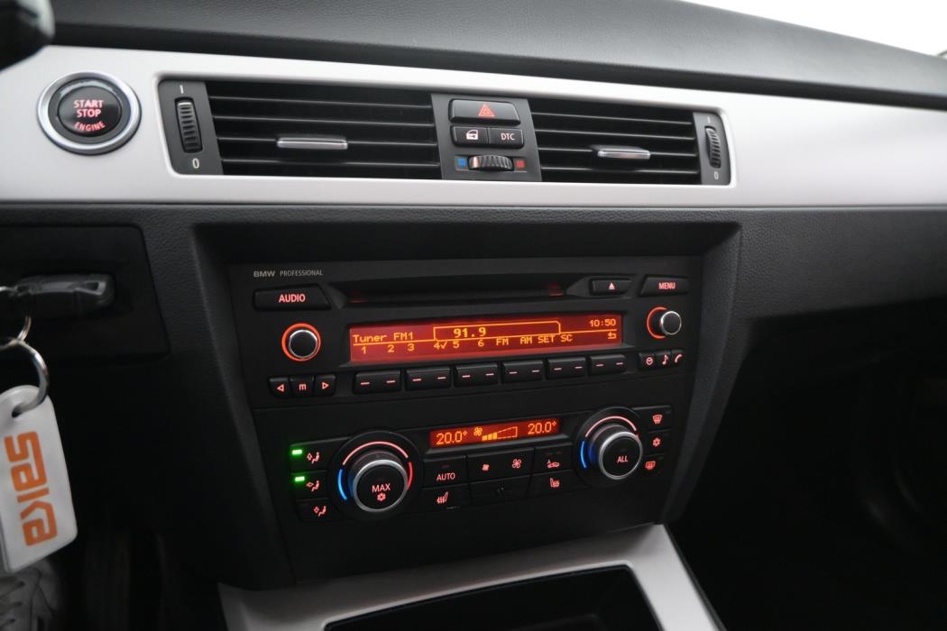 BMW 318 2010