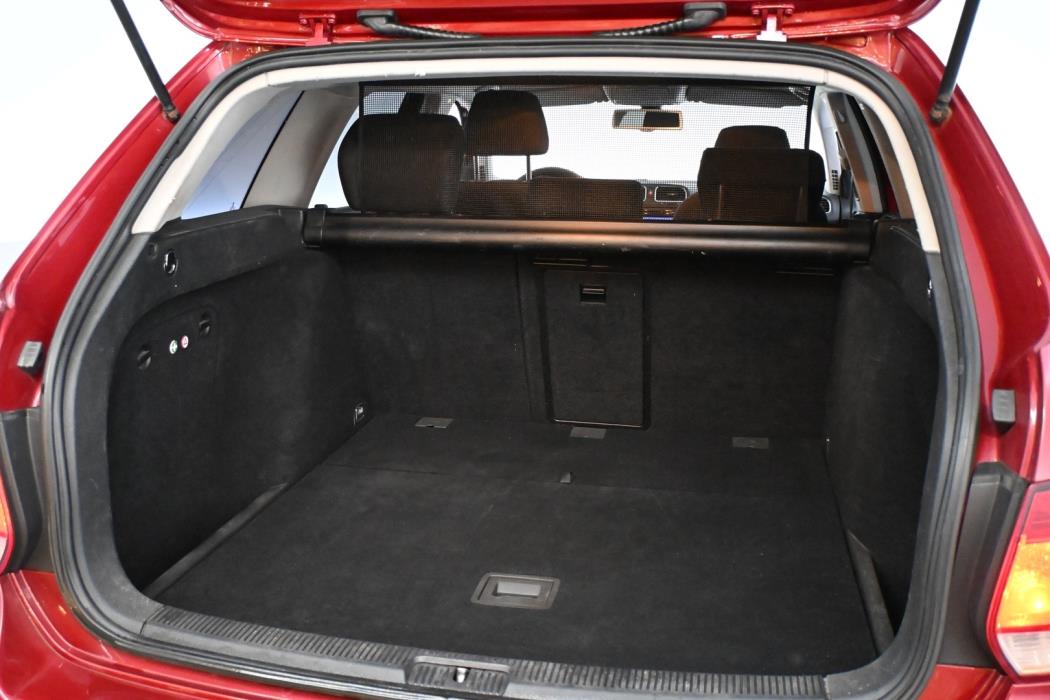 VOLKSWAGEN Golf 2010